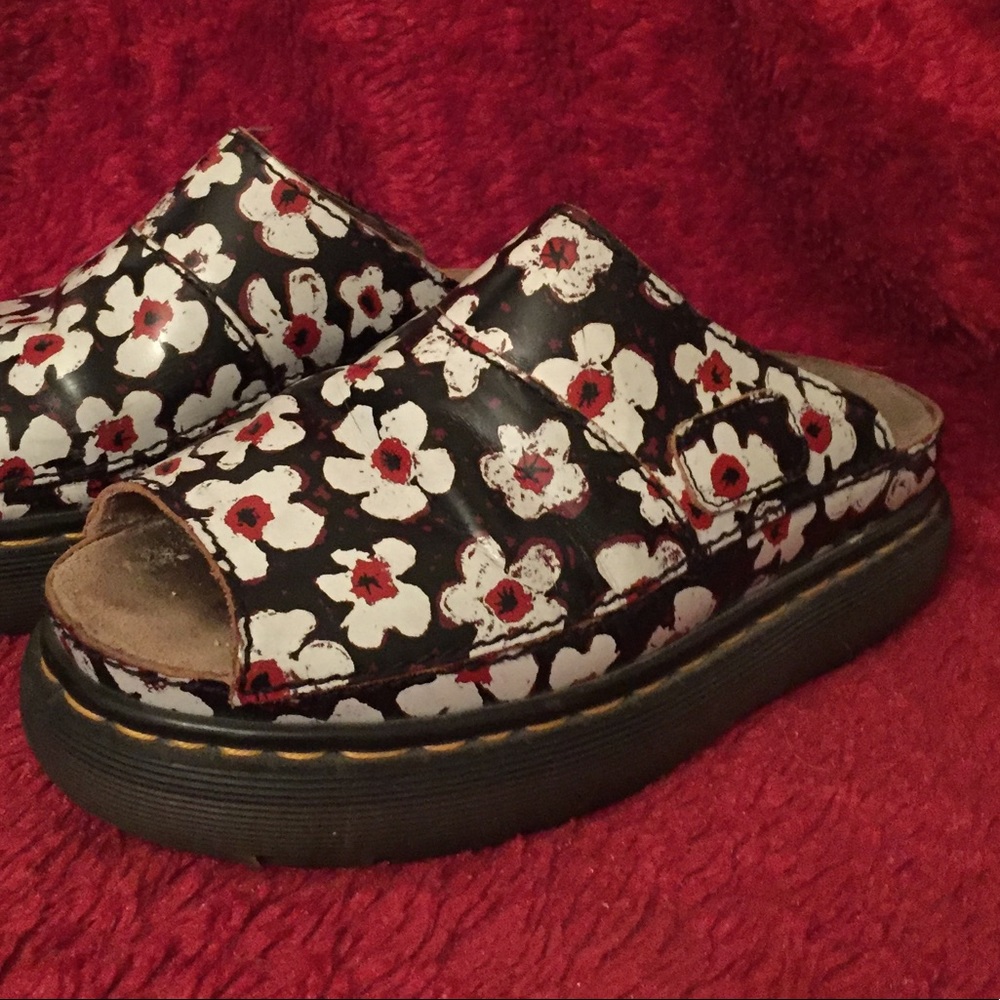 Doc Martens Rare Platform Slide Size 7 US